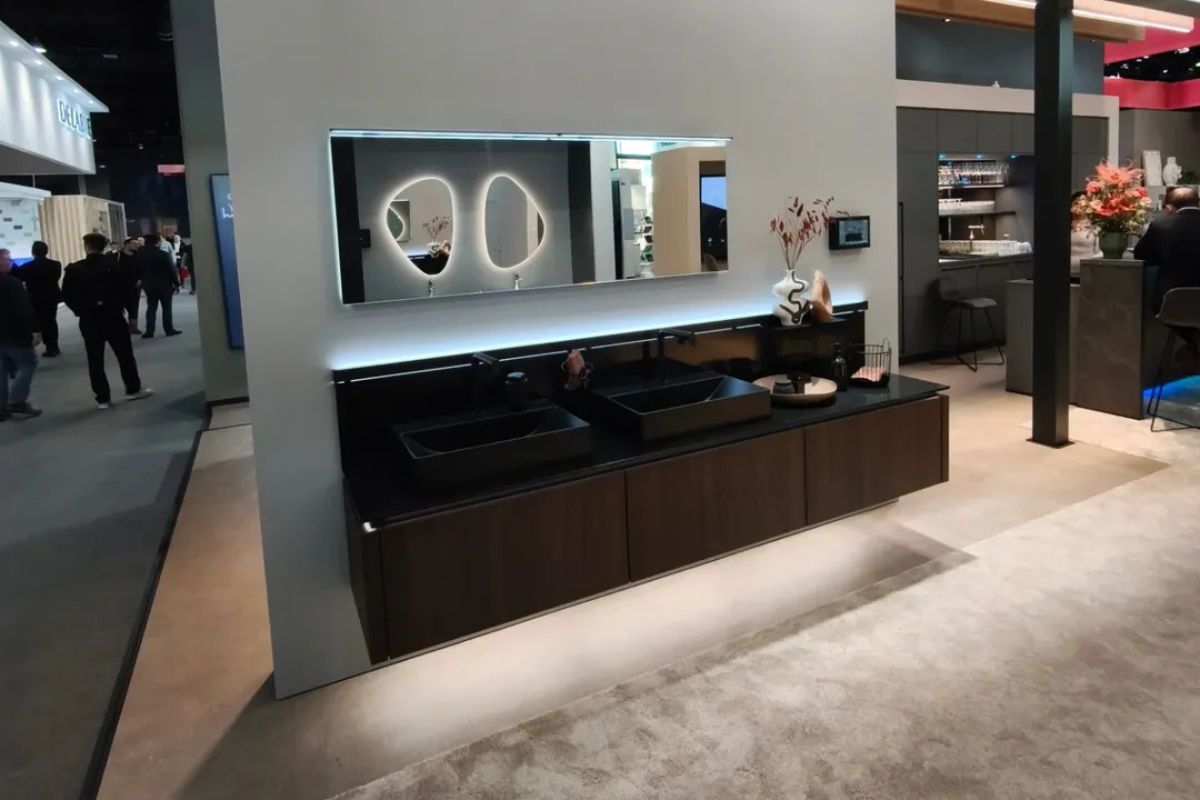 Waschtische und Unterschränke